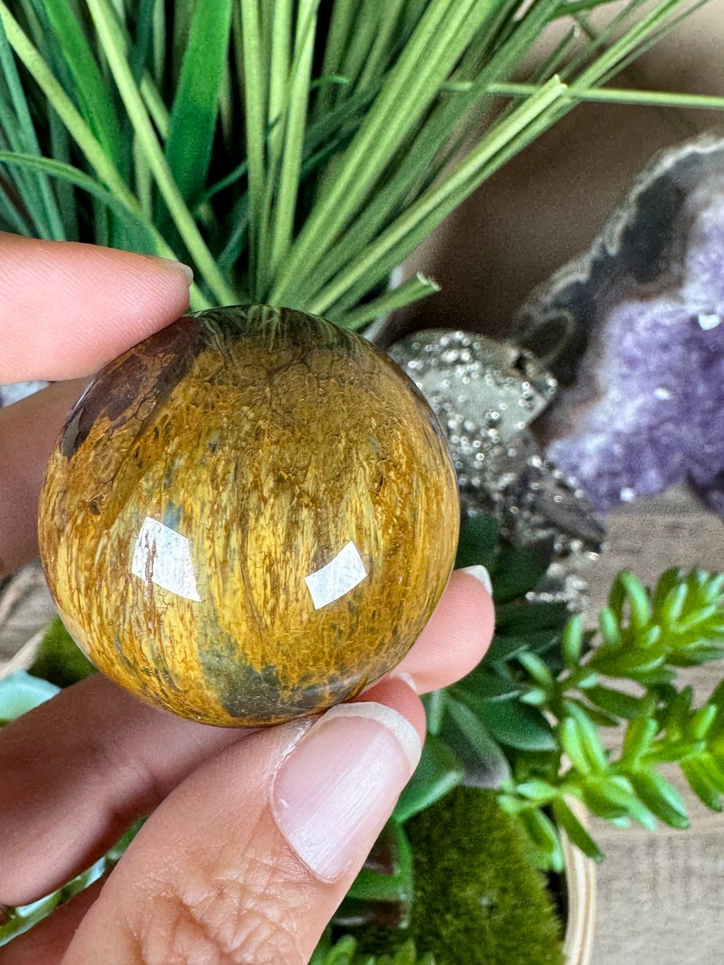 Nellite Sphere 40mm, 7 - Purple Door Alchemy