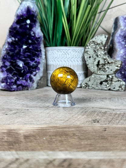 Nellite Sphere 40mm, 8 - Purple Door Alchemy