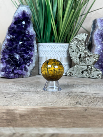 Nellite Sphere 40mm, 8 - Purple Door Alchemy