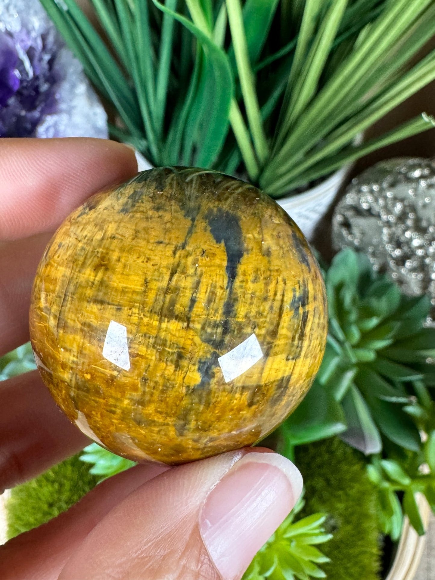 Nellite Sphere 40mm, 8 - Purple Door Alchemy