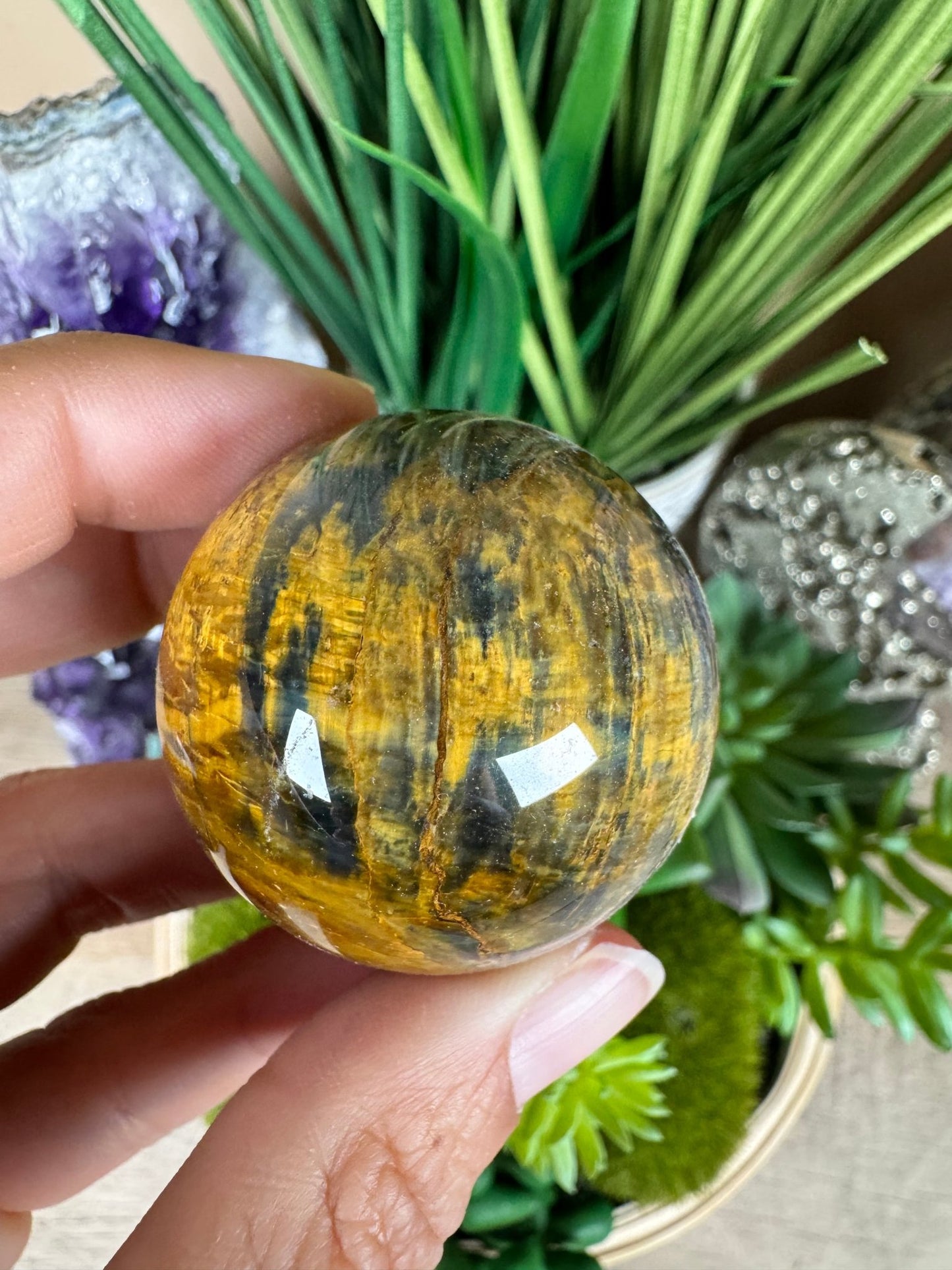 Nellite Sphere 40mm, 9 - Purple Door Alchemy