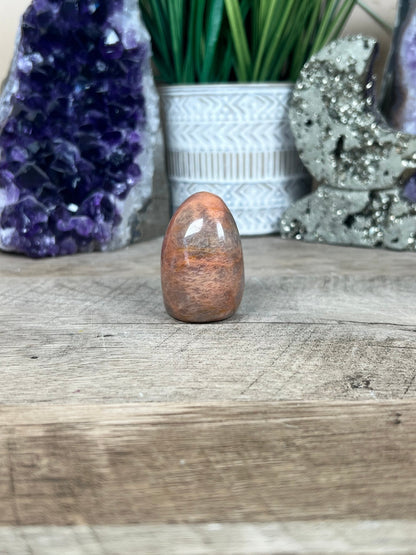 Peach Moonstone Freeform 1.8 inch - Purple Door Alchemy