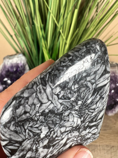 Pinolith Freeform 63mm/2.5in - Purple Door Alchemy