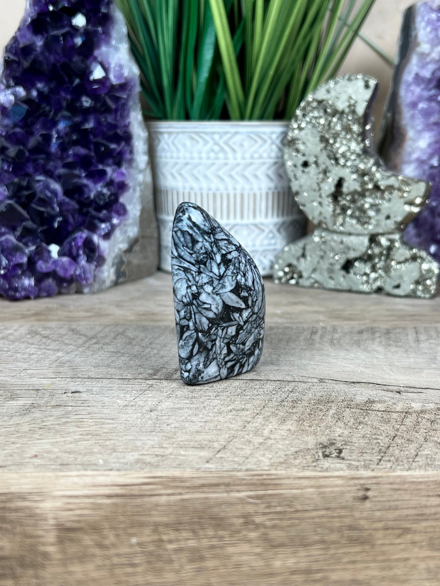 Pinolith Freeform 63mm/2.5in - Purple Door Alchemy