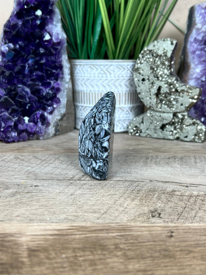 Pinolith Freeform 63mm/2.5in - Purple Door Alchemy