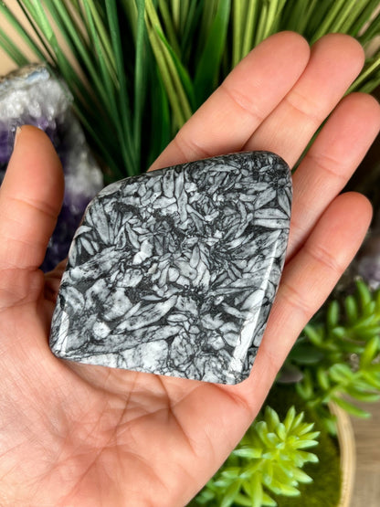 Pinolith Freeform 63mm/2.5in - Purple Door Alchemy