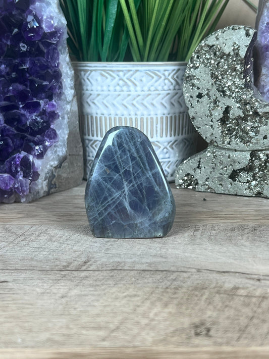 Polished Purple Labradorite Freeform 148g - Purple Door Alchemy
