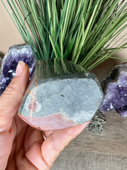 Polychrome Desert Jasper Point 115mm/4.5in - Purple Door Alchemy