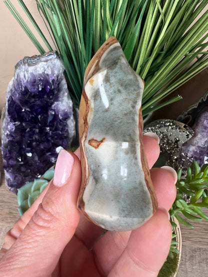 Polychrome Jasper Flame 2.8in - Purple Door Alchemy