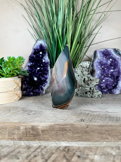 Polychrome Jasper Flame 5.76in - Purple Door Alchemy