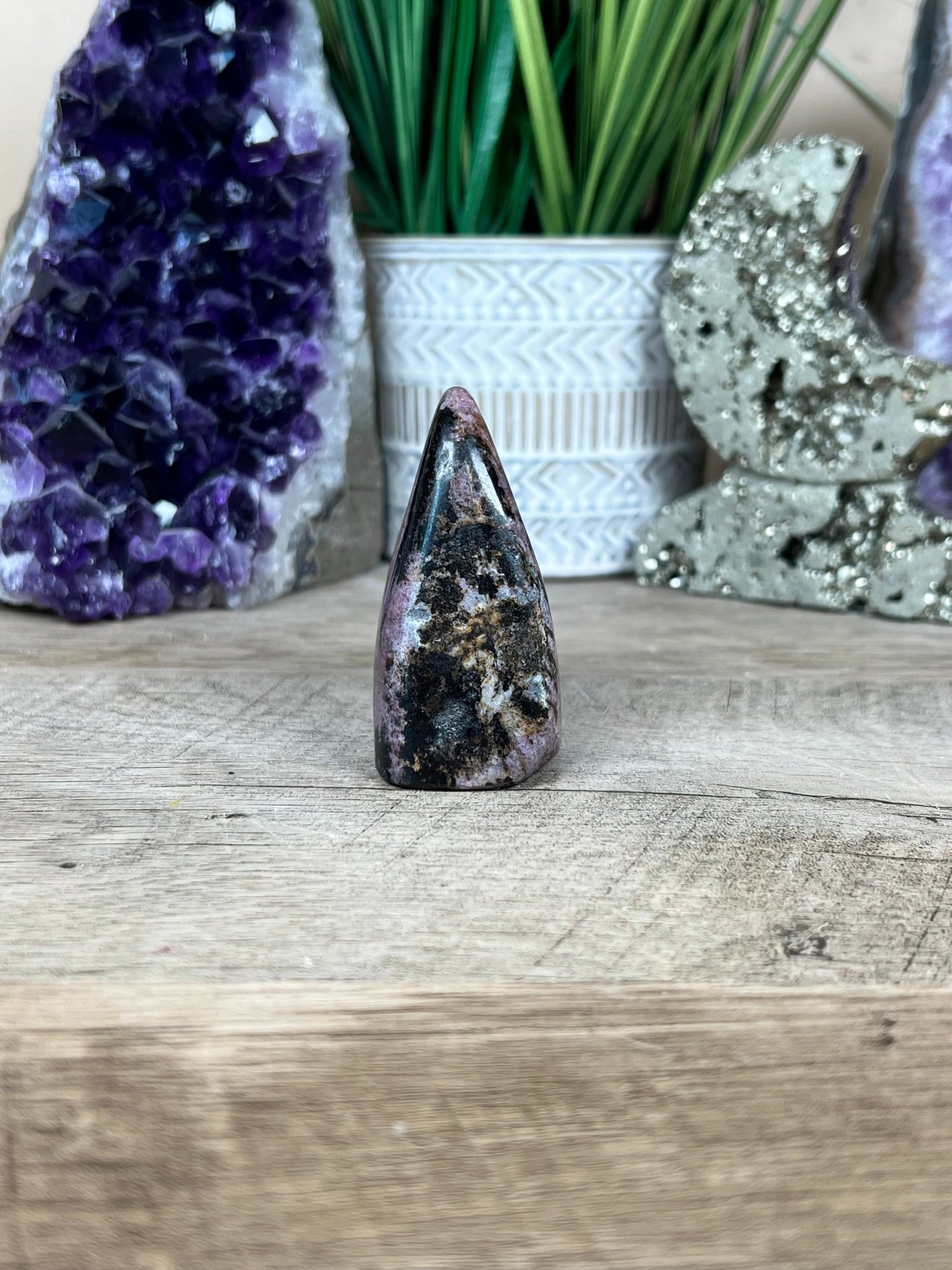 Rhodonite Freeform 64mm/2.52in - Purple Door Alchemy