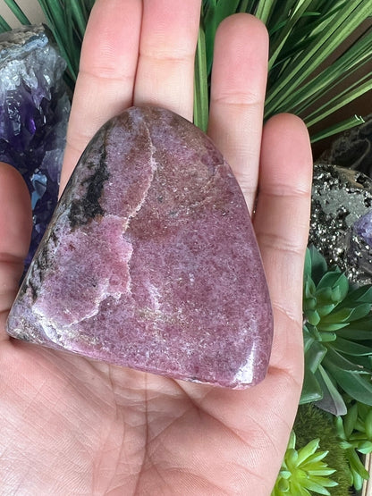 Rhodonite Freeform 64mm/2.52in - Purple Door Alchemy