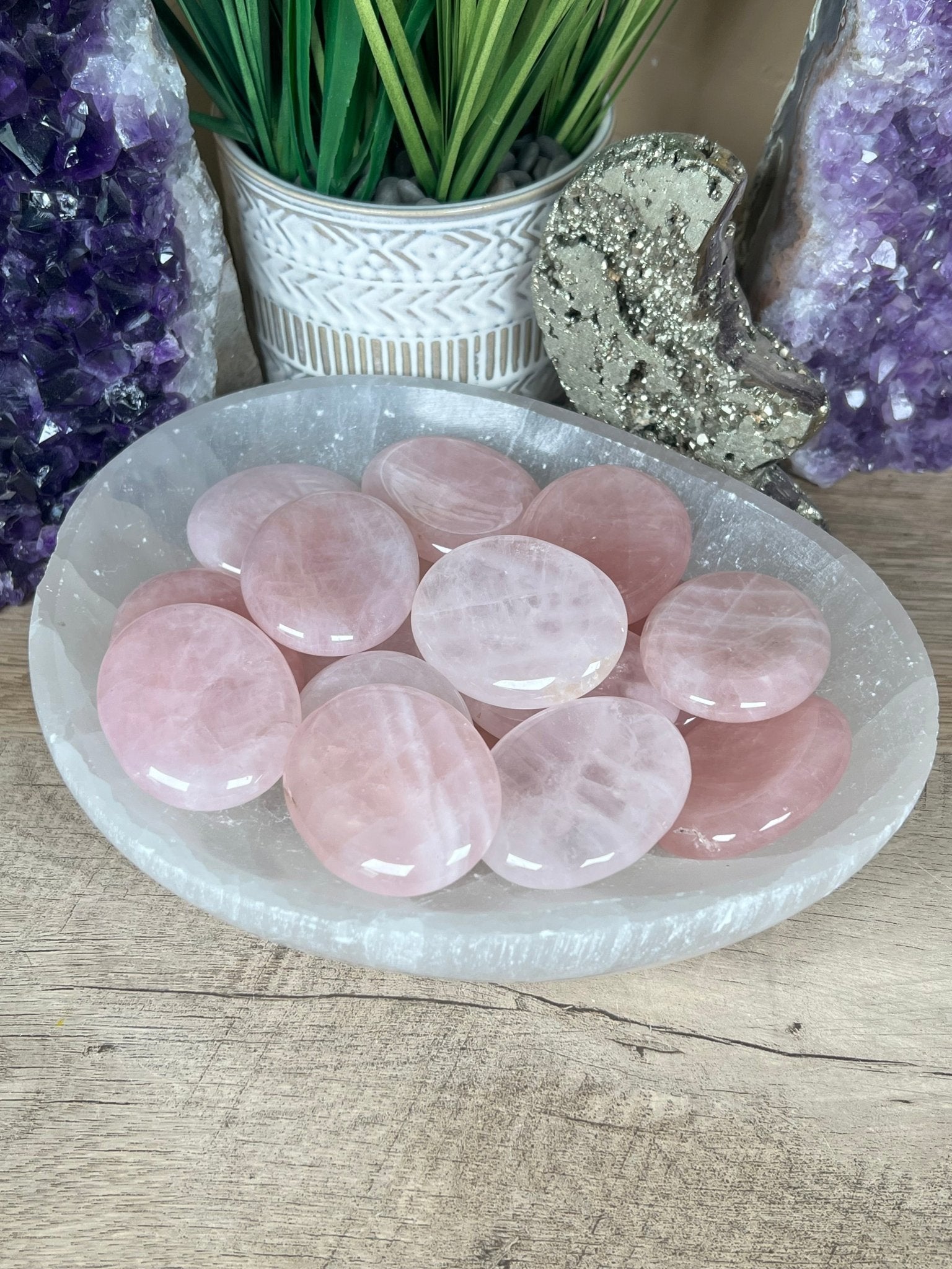Rose Quartz Worry Stone - Purple Door Alchemy