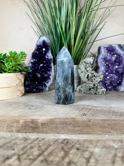 Sunset Labradorite Point 5in - Purple Door Alchemy