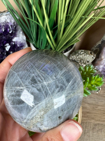 Sunset Labradorite Sphere 6.7mm/2.64in - Purple Door Alchemy