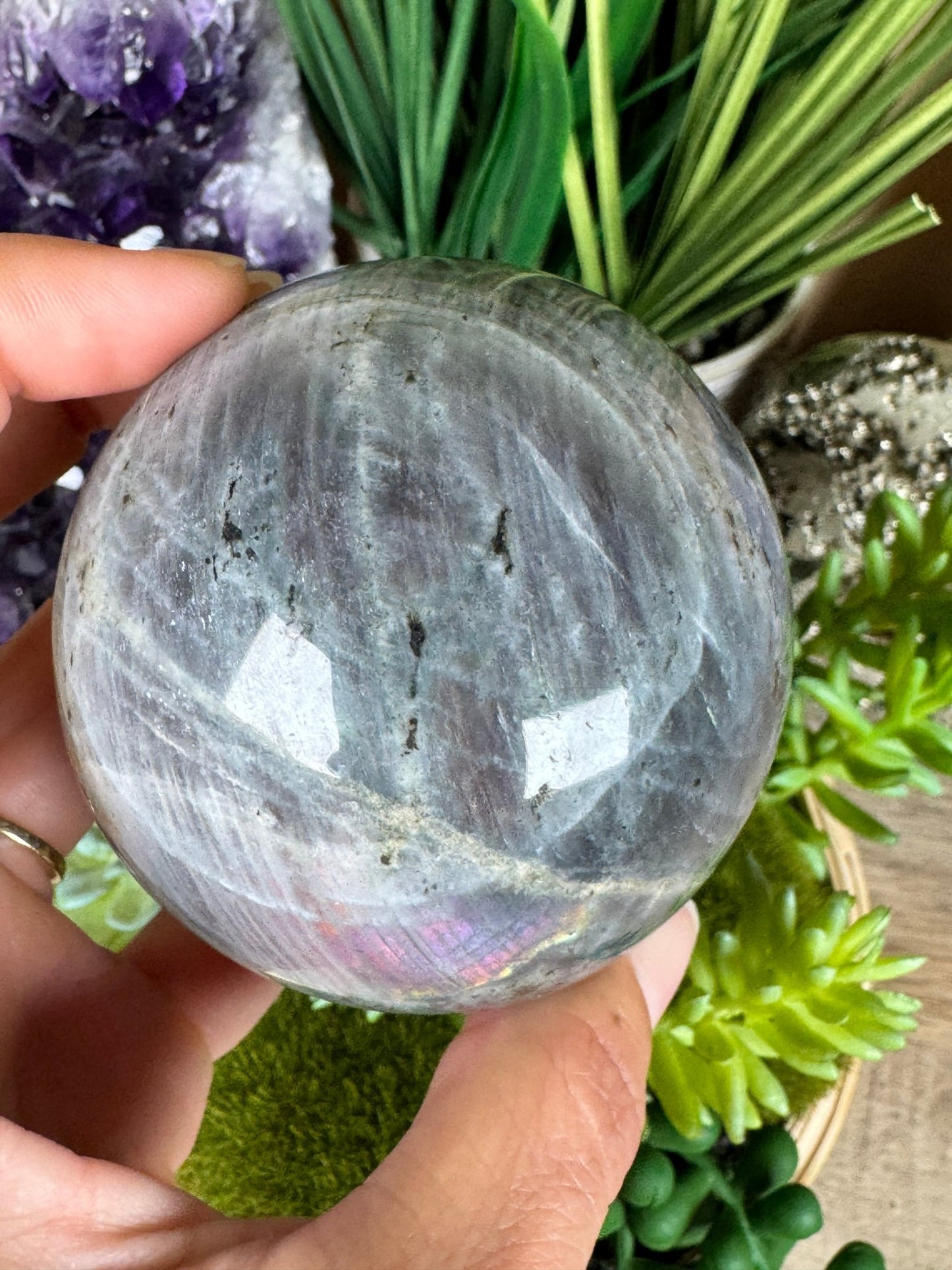 Sunset Labradorite Sphere 6.7mm/2.64in - Purple Door Alchemy