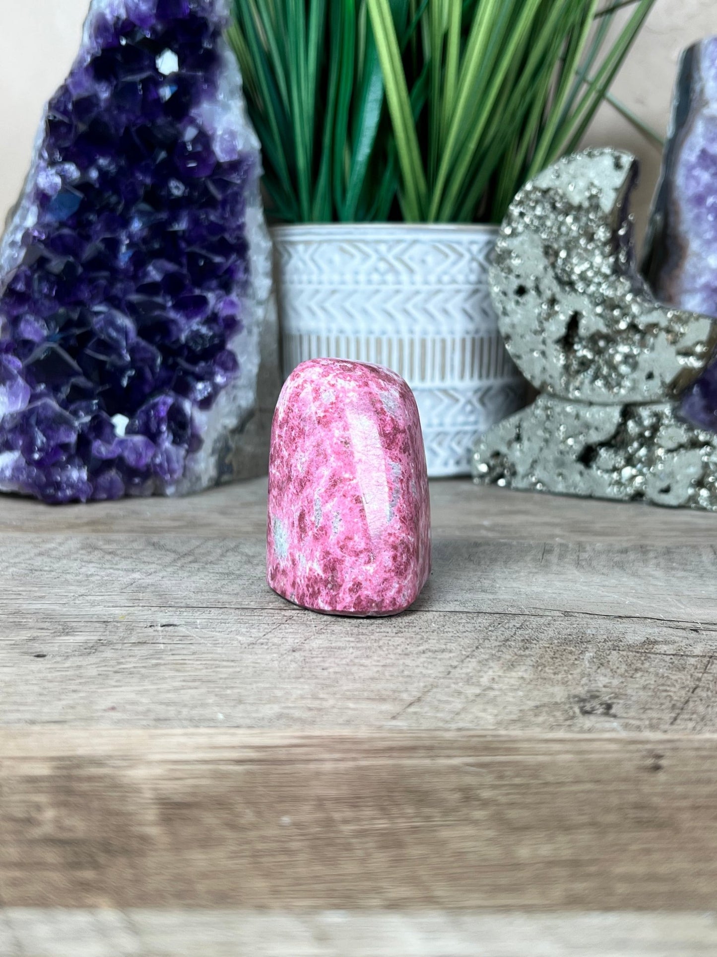 Thulite Freeform 52mm/2.05in - Purple Door Alchemy