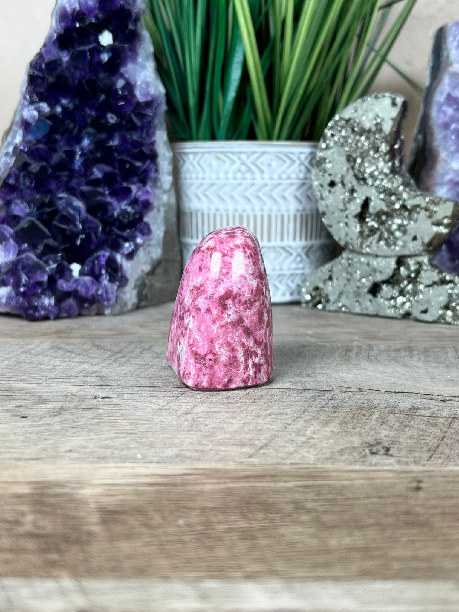 Thulite Freeform 52mm/2.05in - Purple Door Alchemy