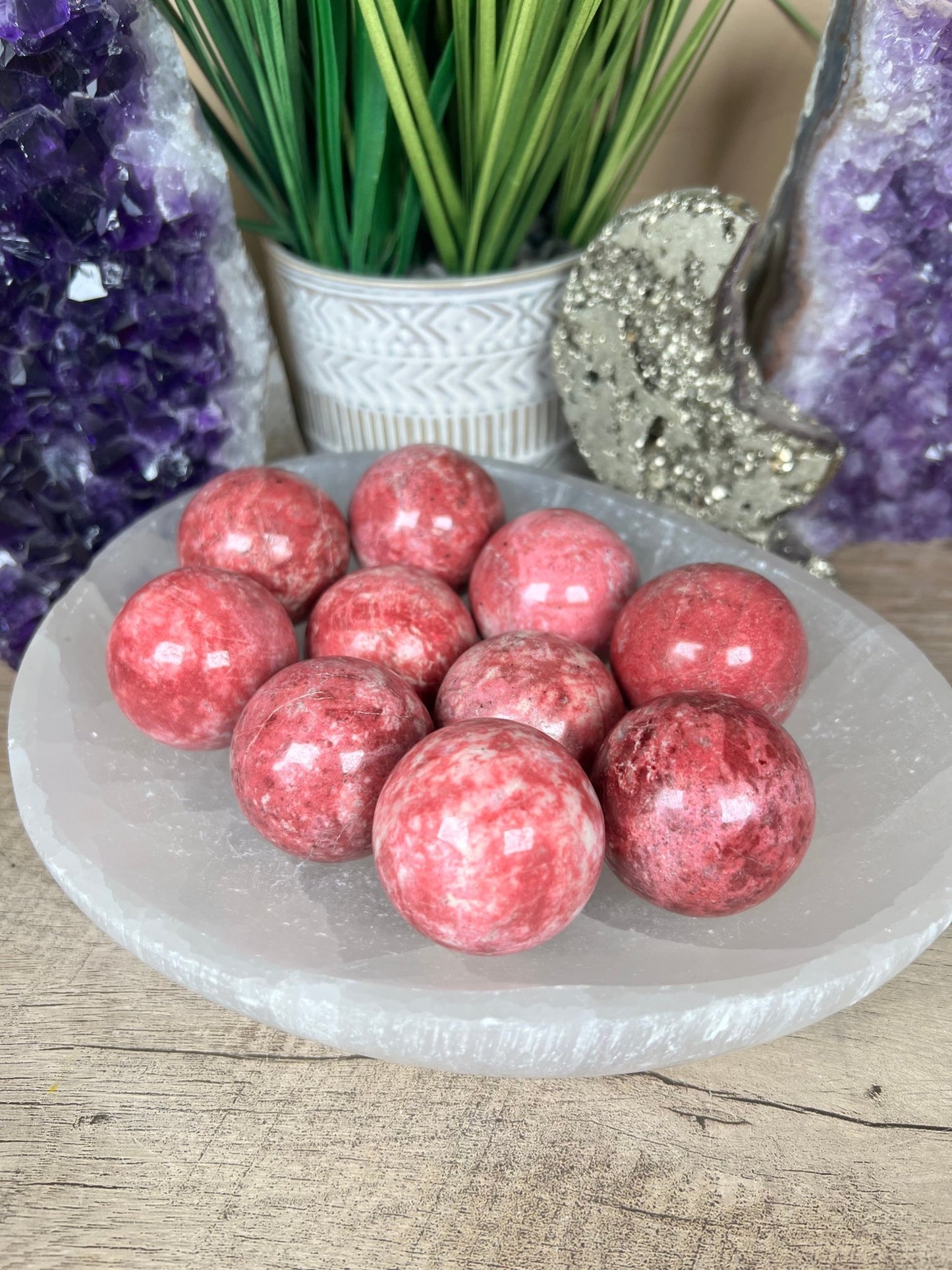 Thulite Sphere 40mm - Purple Door Alchemy