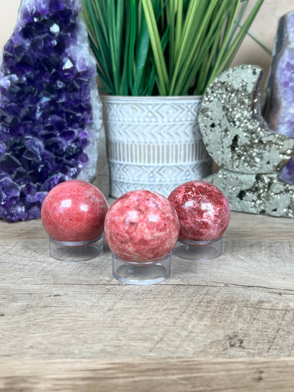 Thulite Sphere 40mm - Purple Door Alchemy