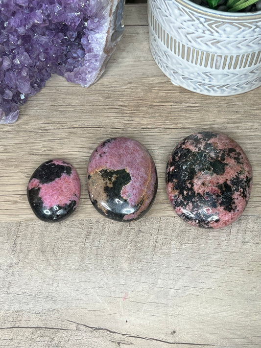 Rhodonite Palm Stone - Purple Door Alchemy